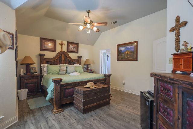 111 Deerfield Road, Paradise, TX 76073