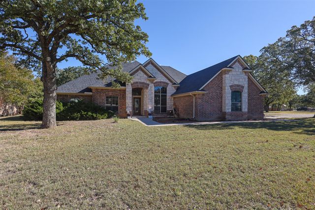 111 Deerfield Road, Paradise, TX 76073