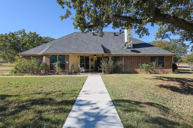 111 Deerfield Road, Paradise, TX 76073