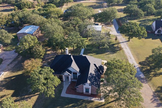 111 Deerfield Road, Paradise, TX 76073