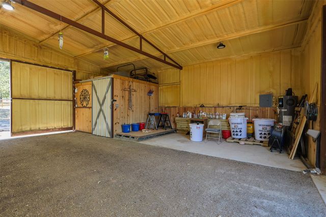 111 Deerfield Road, Paradise, TX 76073