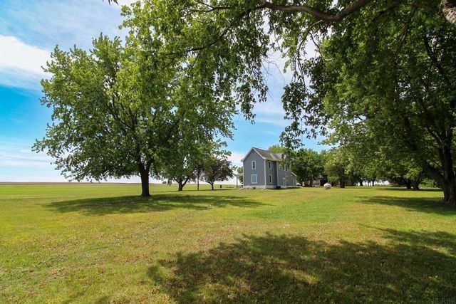18207 X Avenue, Dike, IA 50624
