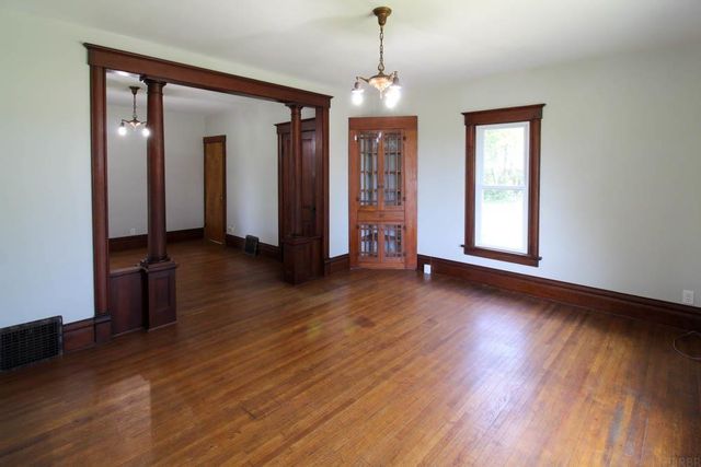 18207 X Avenue, Dike, IA 50624