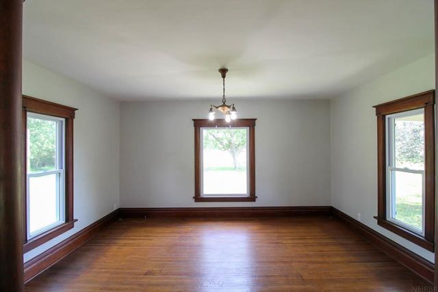 18207 X Avenue, Dike, IA 50624
