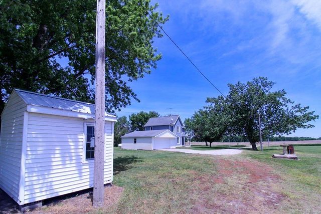 18207 X Avenue, Dike, IA 50624