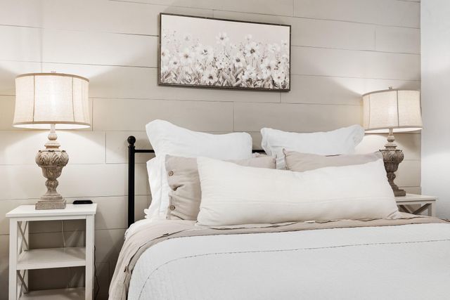 1506 E Washington Ave, Navasota, TX 77868