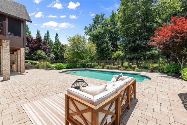 207 Trinity Way, Canton, GA 30115