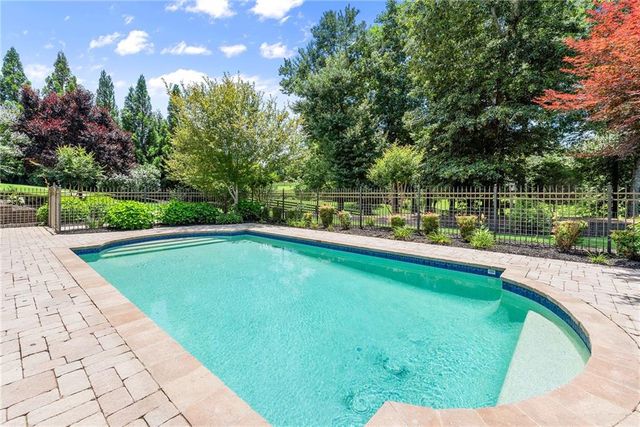 207 Trinity Way, Canton, GA 30115