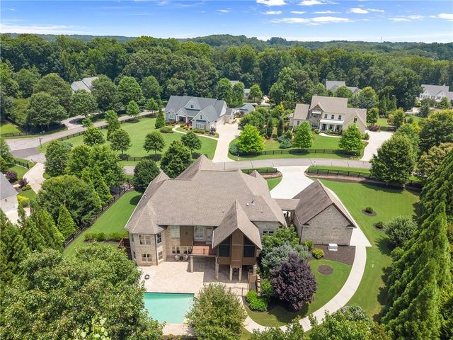 207 Trinity Way, Canton, GA 30115