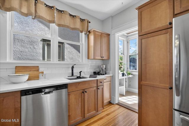 78 Grove Avenue, Albany, NY 12208