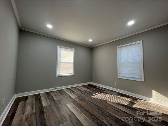 2121 N New Hope Road, Gastonia, NC 28054