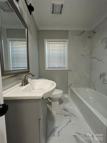 2121 N New Hope Road, Gastonia, NC 28054