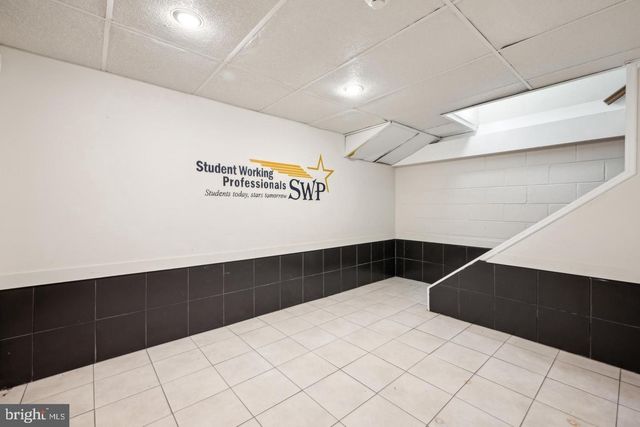 41 KINGS HWY N, Cherry Hill, NJ 08034