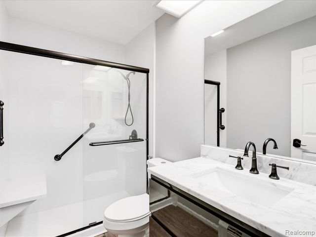 1700 River Road 9, Marysville, MI 48040