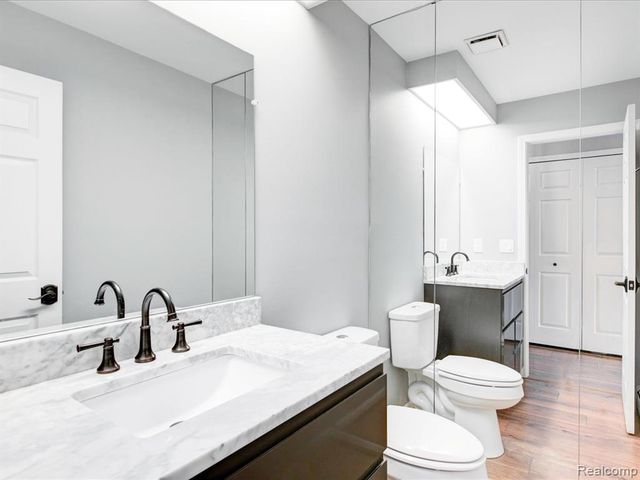 1700 River Road 9, Marysville, MI 48040