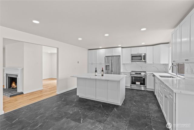 3010 SW 325th Place, Federal Way, WA 98023