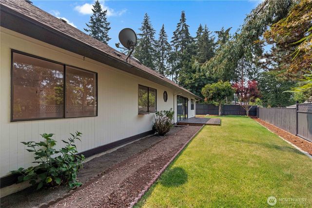 3010 SW 325th Place, Federal Way, WA 98023