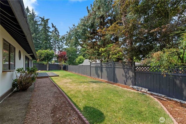 3010 SW 325th Place, Federal Way, WA 98023