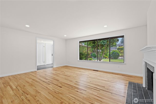 3010 SW 325th Place, Federal Way, WA 98023
