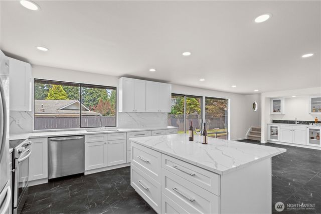 3010 SW 325th Place, Federal Way, WA 98023