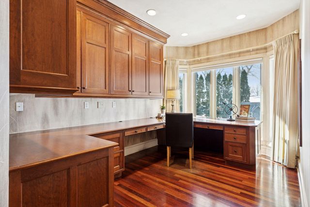 4708 Annaway Drive, Edina, MN 55436