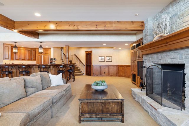 4708 Annaway Drive, Edina, MN 55436