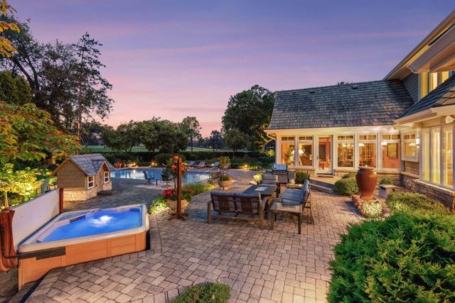 4708 Annaway Drive, Edina, MN 55436