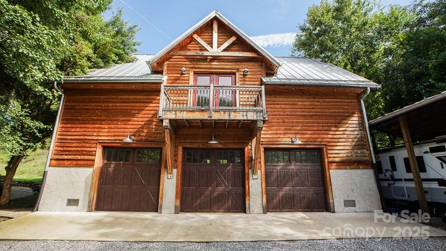 1048 S River Road, Sylva, NC 28779