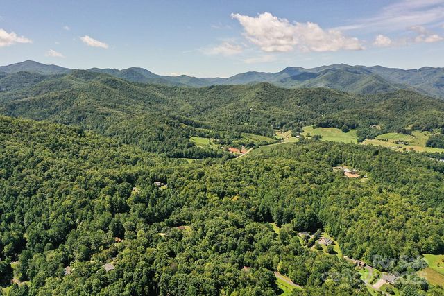 1048 S River Road, Sylva, NC 28779