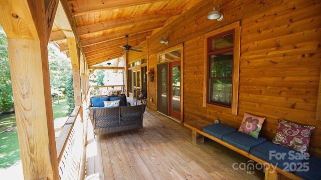 1048 S River Road, Sylva, NC 28779