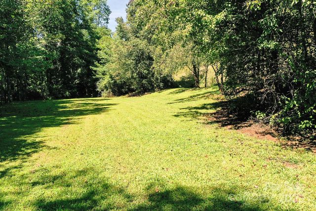 1048 S River Road, Sylva, NC 28779