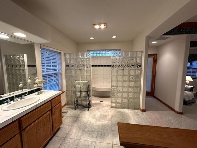 9130 Quail Lake Ct, Loomis, CA 95650