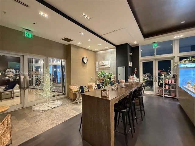 Brickell Cafe confidential, Miami, FL 33130