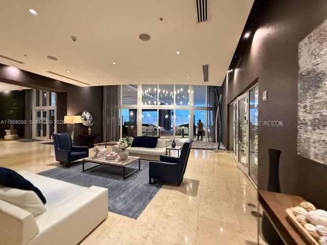 Brickell Cafe confidential, Miami, FL 33130