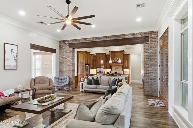 234 Cypress Bend Road, Scott, LA 70583