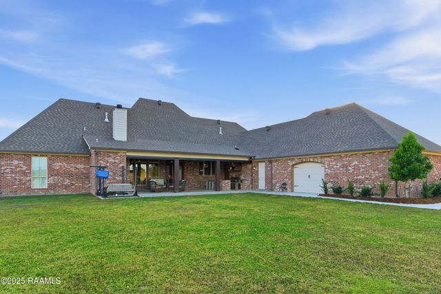 234 Cypress Bend Road, Scott, LA 70583