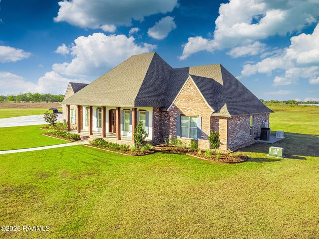 234 Cypress Bend Road, Scott, LA 70583