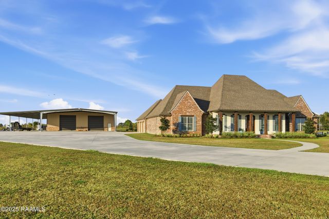 234 Cypress Bend Road, Scott, LA 70583