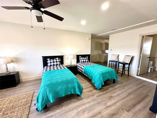 1057 Airport Road, Possum Kingdom Lake, TX 76449