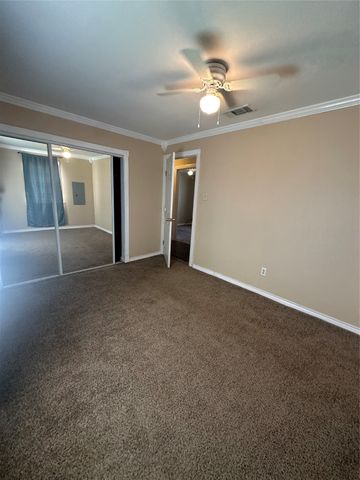 807 N Houston Street, Royse City, TX 75189