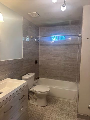 807 N Houston Street, Royse City, TX 75189