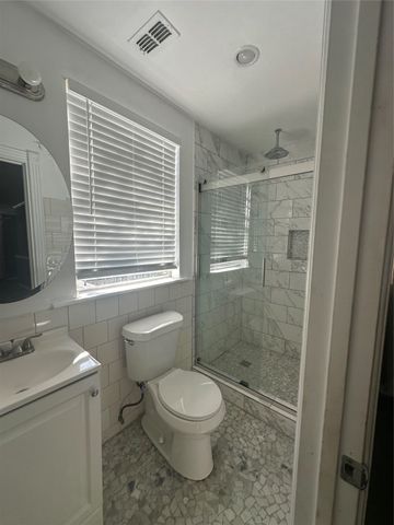 807 N Houston Street, Royse City, TX 75189