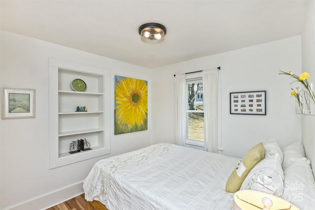 522 Calvert Road, Brevard, NC 28712