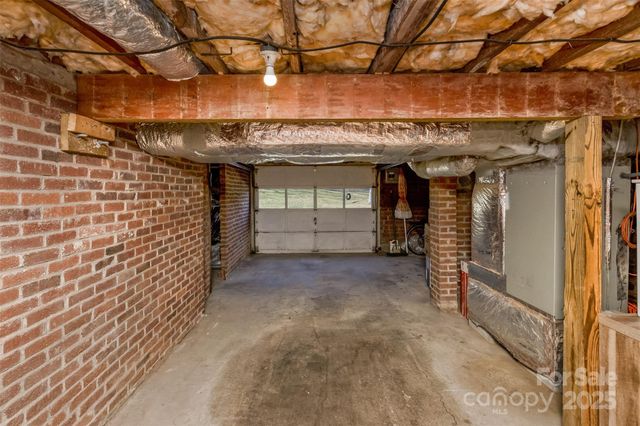 522 Calvert Road, Brevard, NC 28712