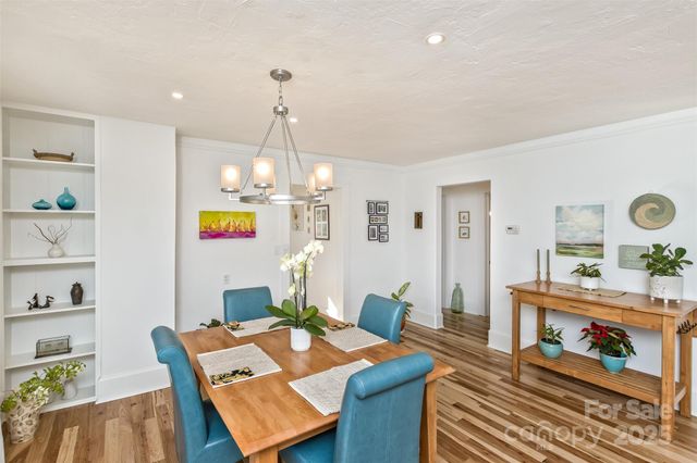 522 Calvert Road, Brevard, NC 28712