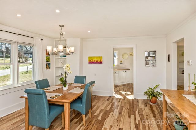 522 Calvert Road, Brevard, NC 28712