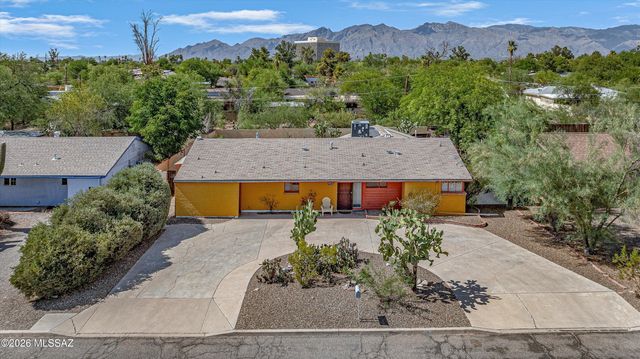 4435 E Timrod Street, Tucson, AZ 85711