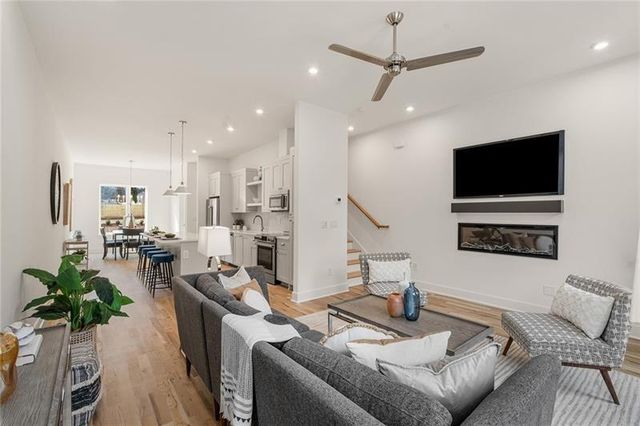 1237 Memorial Drive SE 405, Atlanta, GA 30316