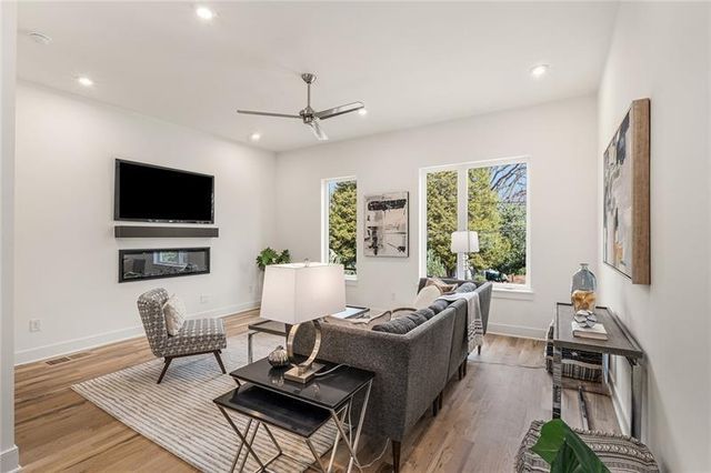 1237 Memorial Drive SE 405, Atlanta, GA 30316