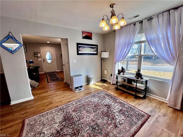 417 Dixie DR, Norfolk, VA 23505